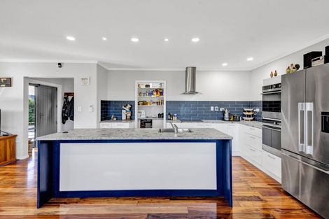 Photo of property in 280 Austin Road, Normanby, Hawera, 4673