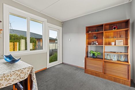 Photo of property in 302b Wainoni Road, Avondale, Christchurch, 8061