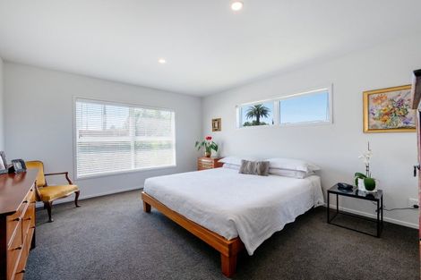 Photo of property in 53 Athenree Road, Athenree, Katikati, 3177