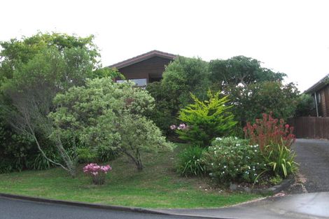 Photo of property in 1/16 Orchard Road, Waiake, Auckland, 0630