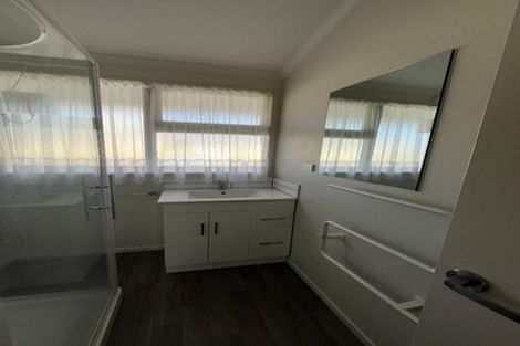 Photo of property in 2/10 Te Aroha Street, Hamilton East, Hamilton, 3216