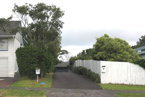 Photo of property in 2/11 Sunnynook Road, Forrest Hill, Auckland, 0620