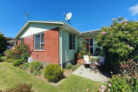 Photo of property in 9 Severn Place, Spotswood, New Plymouth, 4310