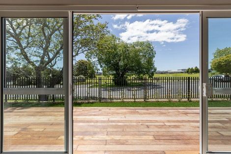 Photo of property in 13a Western Avenue, Omokoroa, 3114