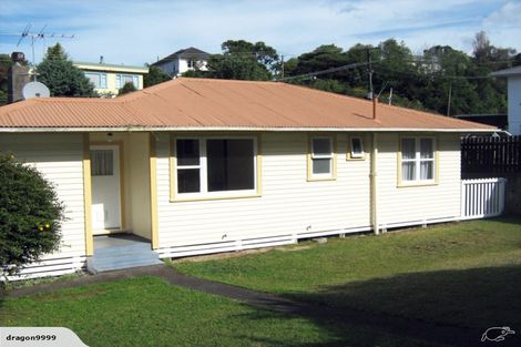 Photo of property in 72 Chester Road, Tawa, Wellington, 5028
