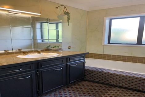 Photo of property in 29a Ngaiwi Street, Orakei, Auckland, 1071