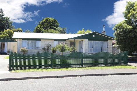 Photo of property in 26 Fleetwood Crescent, Flaxmere, Hastings, 4120