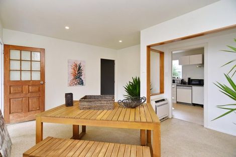Photo of property in 27 Heathglen Avenue, Parklands, Christchurch, 8083