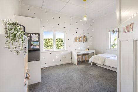 Photo of property in 242 Lake Road, Hauraki, Auckland, 0622