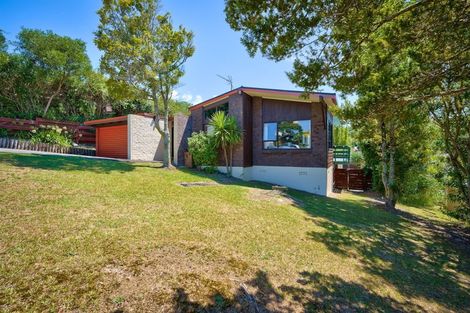 Photo of property in 3 Valdese Rise, Browns Bay, Auckland, 0630