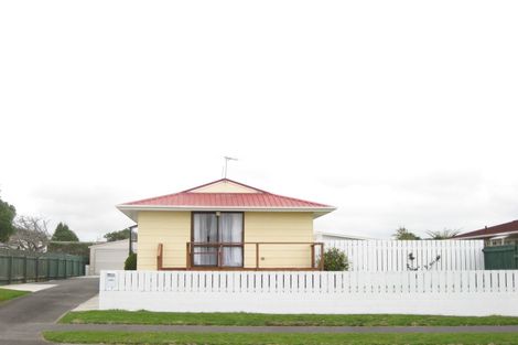 Photo of property in 218 Parklands Avenue, Bell Block, New Plymouth, 4312