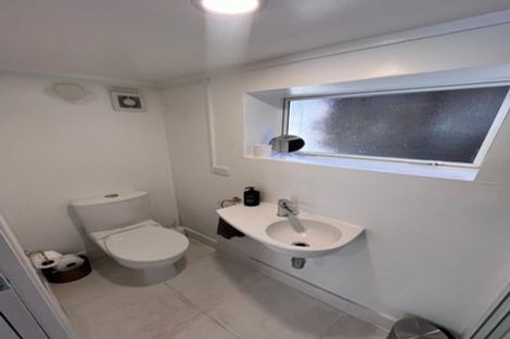 Photo of property in 1/13 Prospect Terrace, Milford, Auckland, 0620