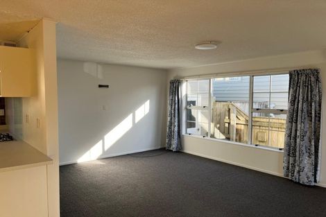 Photo of property in 1 Kerr Grove, Johnsonville, Wellington, 6037