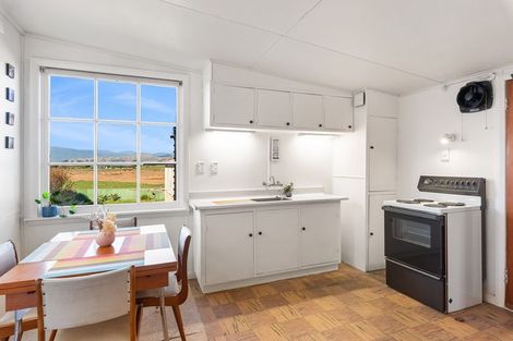 Photo of property in 36 Gawler Street, Te Horo Beach, Otaki, 5581