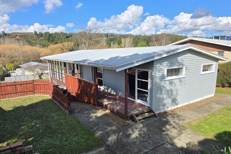 Photo of property in 53 Norana Road, Timberlea, Upper Hutt, 5018