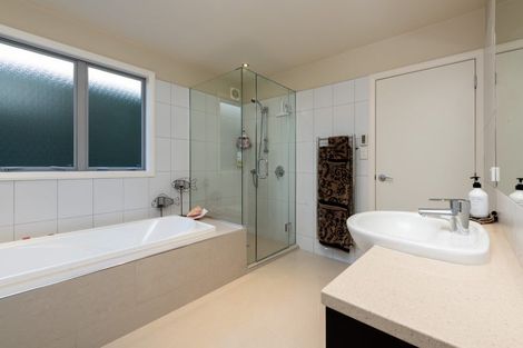 Photo of property in 52 Seacliffe Avenue, Belmont, Auckland, 0622