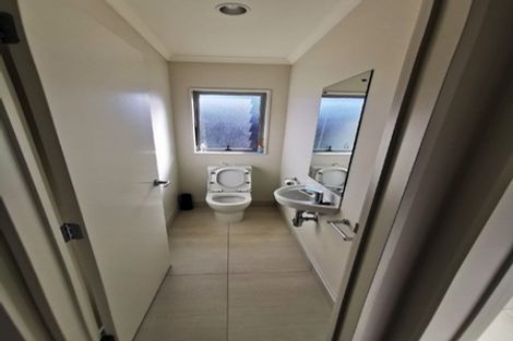 Photo of property in 12 Creda Road, Wattle Downs, Auckland, 2103