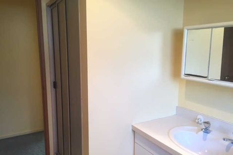 Photo of property in 2/38 Waimairi Road, Upper Riccarton, Christchurch, 8041