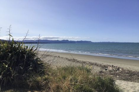 Photo of property in 445 Bird Road, Clifton, Takaka, 7183