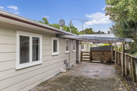 Photo of property in 9 Hellyers Street, Birkdale, Auckland, 0626
