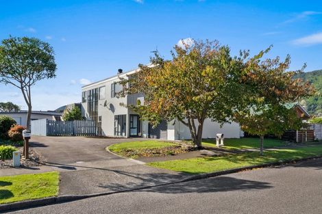 Photo of property in 35a Sylvan Avenue, Waikanae, 5036