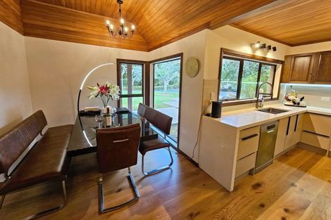 Photo of property in 18 Kaipara Road, Papakura, 2582