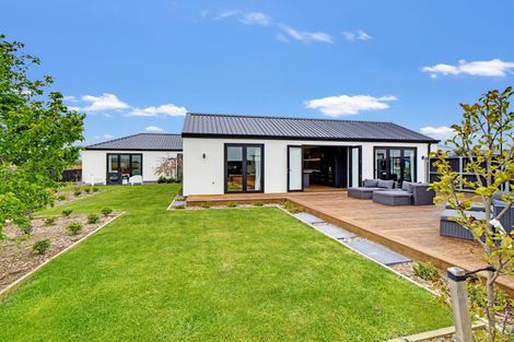 Photo of property in 24 Gisele Crescent, Halswell, Christchurch, 8025
