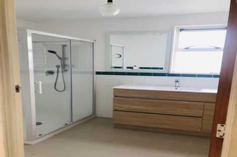 Photo of property in 201 Marine Parade, Seatoun, Wellington, 6022