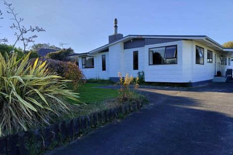 Photo of property in 6 Oldfield Place, Bulls, 4818