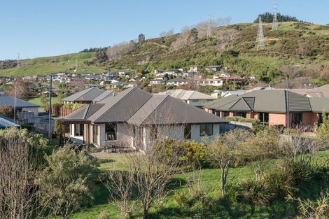 Photo of property in 10 Ngawhatu Road, Stoke, Nelson, 7011