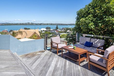 Photo of property in 31 Waller Avenue, Bucklands Beach, Auckland, 2012