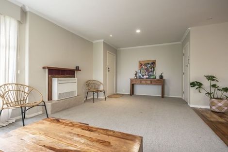 Photo of property in 14 Gerrand Place, Chedworth, Hamilton, 3210