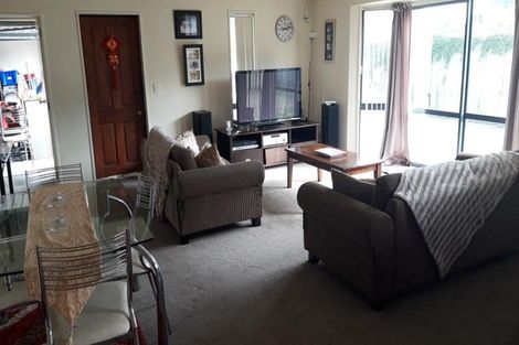 Photo of property in 154a Wainoni Road, Avondale, Christchurch, 8061