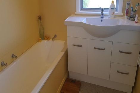 Photo of property in 15 Shelley Crescent, Stoke, Nelson, 7011