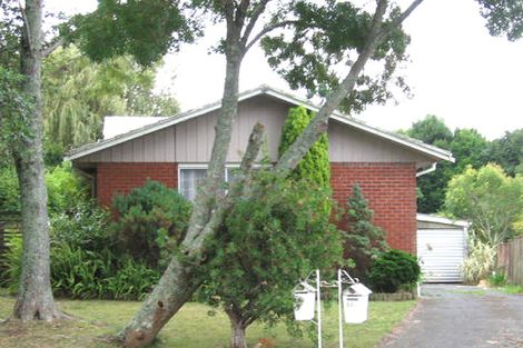 Photo of property in 52 Kirby Street, Glendene, Auckland, 0602