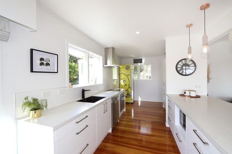 Photo of property in 11 Busby Hill, Havelock North, 4130