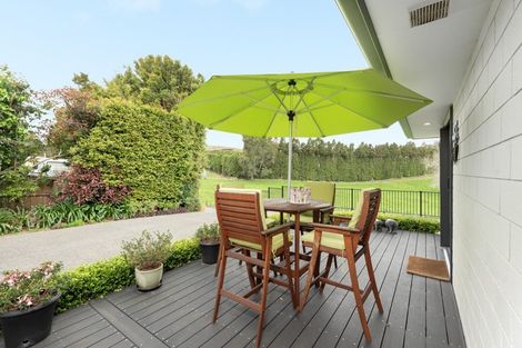 Photo of property in 2 Raptor Way, Welcome Bay, Tauranga, 3175