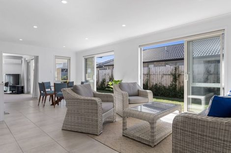 Photo of property in 6 Batty Street, Papamoa Beach, Papamoa, 3118