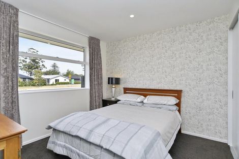 Photo of property in 1 Tara Crescent, Woodend, 7610