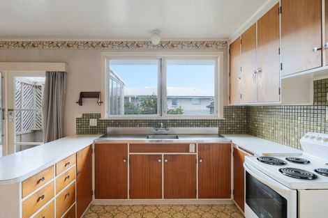 Photo of property in 22 Keilor Road, Otumoetai, Tauranga, 3110