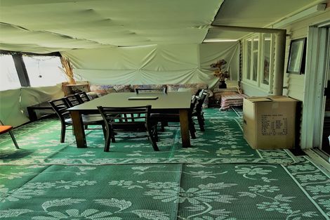 Photo of property in 26 Chingford Close, Mangere, Auckland, 2022