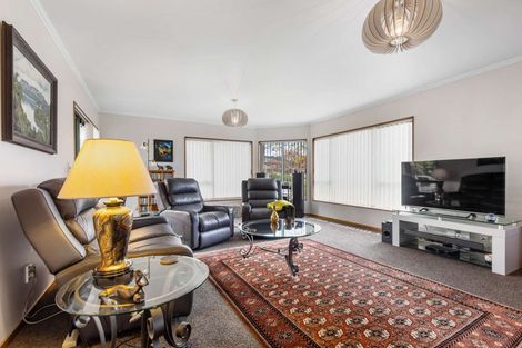 Photo of property in 8 Hoyte Place, Pukehangi, Rotorua, 3015