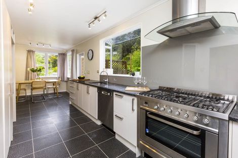 Photo of property in 67 Elmslie Road, Pinehaven, Upper Hutt, 5019