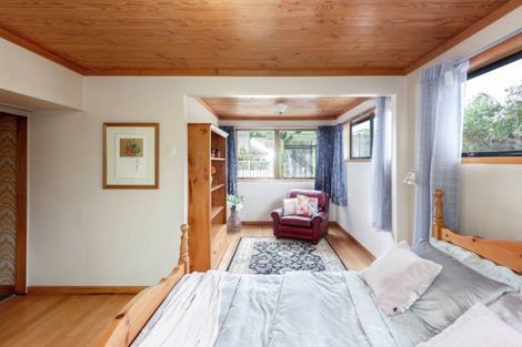 Photo of property in 12 Greenhill Crescent, Pakuranga, Auckland, 2010