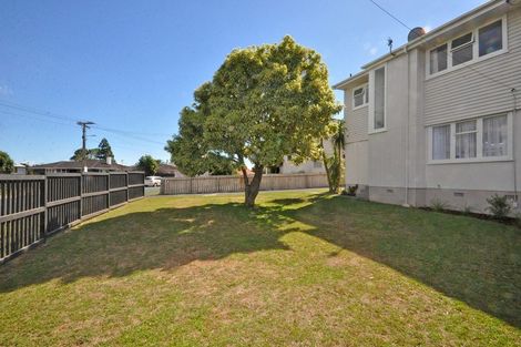 Photo of property in 74a Arimu Road, Papakura, 2110