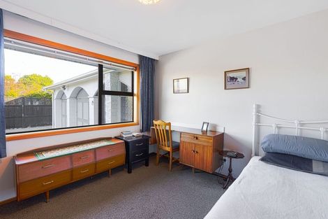 Photo of property in 33a Larch Place, Casebrook, Christchurch, 8051