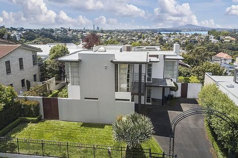 Photo of property in 5 Peregrine Place, Birkenhead, Auckland, 0626