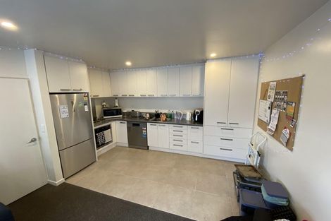 Photo of property in 48 Athol Terrace, Upper Riccarton, Christchurch, 8041