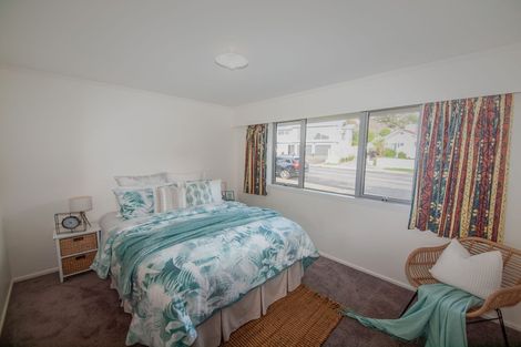 Photo of property in 54a Churton Drive, Churton Park, Wellington, 6037