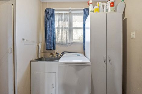 Photo of property in 2 Toi Grove, Turangi, 3334